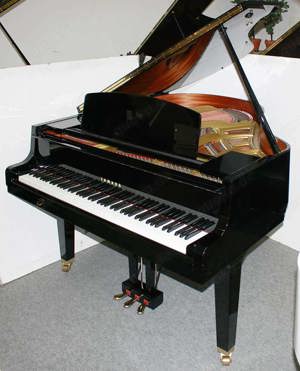 Flügel Klavier Yamaha GH1, schwarz poliert, 161 cm, Nr. 5290600, Baujahr 1993