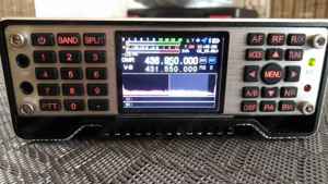 Q900 Guohetec mit allen Modulen GPS(APRS), Kompass, DMR