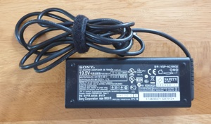Original Sony VAIO 19.5V VGP-AC19V32 Netzteil Ladekabel Ladegerät Bild 3