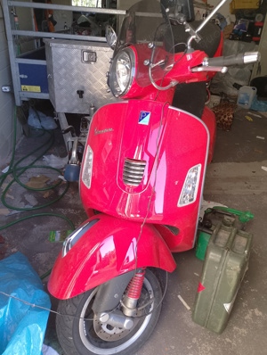 Vespa GTS 300