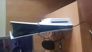 verkaufe meine playstation 5 Slim mit Laufwerk und Controller 