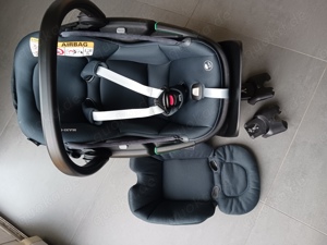 Babyschale Coral 360 i-Size Bundle inkl. Isofix-Basis FamilyFix 360