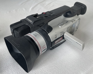 Camcorder Canon XM2 miniDV mit 3 CCD + Zubehör