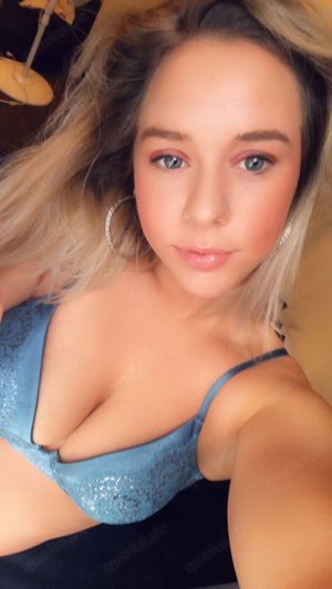 Hey ich biete euch live cam an für kleingeld 