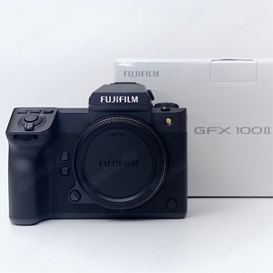 FUJI FILM GFX100II 102MP Schnelle Mittelformat Kamera - nur 1521 Auslösungen