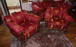 Couch Garnitur um 1900 neu bezogen  Couch + 2 Sessel   Löwentatzen Füße Couch 200x90x83 Sessel 90x75 Bild 5