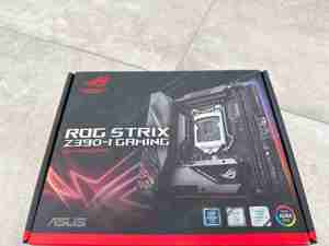 ASUS ROG Strix Z390I Gaming mini ITX MB + Intel i9 9900K + 32GB Corsair DDR4