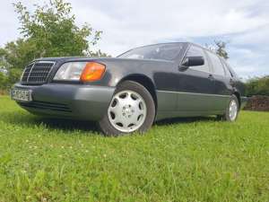 Mercedes-Benz S 300 W140