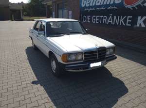 Mercedes-Benz 240 240+D