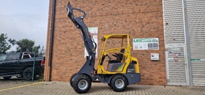 Elektro Eurotrac W11E Allrad Hoflader Standard ohne Kabine, 3. Steuerkreis 48V, 400A Bild 2