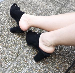 Verführerische High Heels Nur für echte Genießer! Kein Treffen  Bild 5