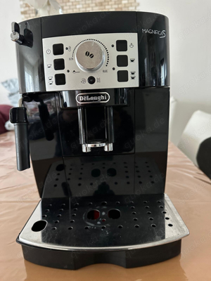 Kaffemaschine delonghi magnifica s