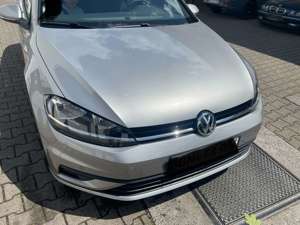 Volkswagen Golf 1.0 TSI ( TÜV neu!