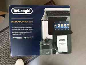 De'Longhi PrimaDonna Soul Perfetto ECAM 612.55.SB Silber Schwarz Milchsystem