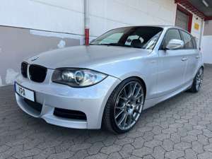 BMW 123 123d*Edition*Automatik*Keyless*PDC*Xenon*M Paket
