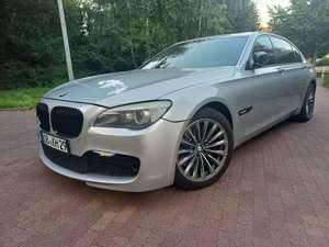 BMW 750