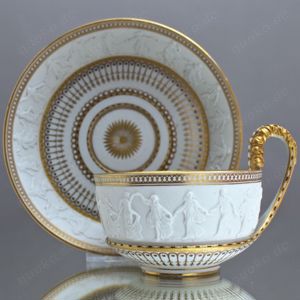 Meissen um 1800 rare Tasse mit Wedgwood Biskuit Relief Campanertasse cabinet cup