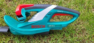 Bosch Akku-Heckenschere AHS 52 LI, Akku, Ladegerät, ohneKarton (18 V, 2,0 Ah,2,3kg