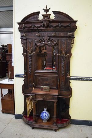 Antike sensationelle Jugendstil Nußbaum Garderobe