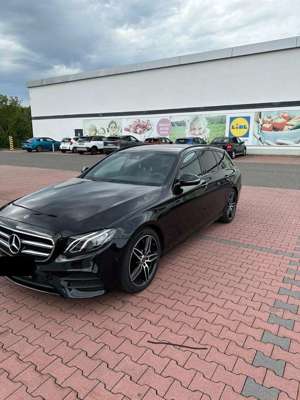 Mercedes-Benz E 350 E 350 d (213.233)