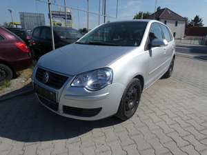 Volkswagen Polo Comfortline AHK Klima Radio HU AU Neu