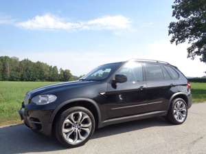 BMW X5 xDrive40d *SPORTPAKET*LEDER*NAVI*AHK*PANORAMA*SHZ*