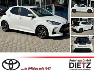 Toyota Yaris 1.5  Team D *Allwetterreifen*