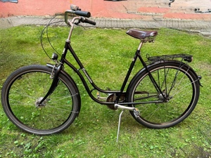 28 Zoll Fahrrad mit sieben Gänge und Nabendynamo