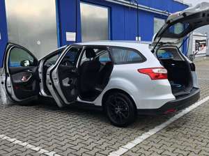 Ford Focus Focus+Turnier+1.6+TDCi+DPF+SYNC+Edition