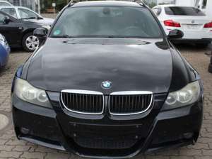 BMW 320 320d M-Paket Automatik Leder Navi