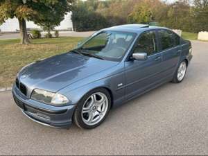 BMW 328 328i