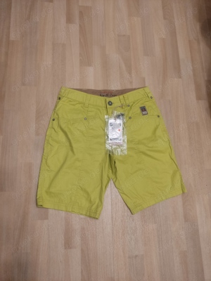 Grüne kurze Sommerhose von Killtec, Gr S