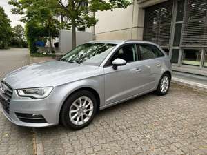 Audi A3 Sportback Attraction*Navi*Sitzhzg*MFL*