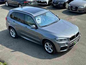 BMW X5 xDrive30d M SPORTPAKET 7SITZER STHZG