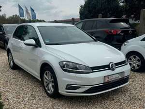 Volkswagen Golf VII Lim.*Aut*SHZ*Navi*Garantie*TÜV+Service*