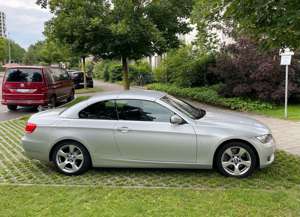 BMW 325 325i Cabrio Aut., Skisack, Navi Bus.