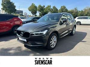 Volvo XC60 Momentum Pro AWD B5 Diesel EU6d-T Allrad AHK Navi