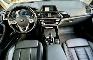 BMW X3 xDrive 20dxLine Navi LED Leder Euro6 HeadUP Kamera Bild 2