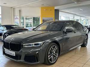 BMW 750 d L xDrive M-Paket*SOUND*NiGHT*HEAD-UP*PANO*