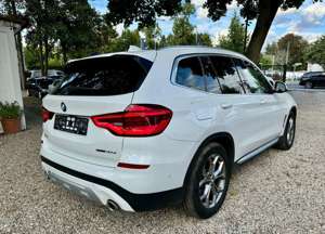 BMW X3 xDrive 20dxLine Navi LED Leder Euro6 HeadUP Kamera Bild 5