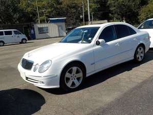 Mercedes-Benz E 500 Avantgarde, Nur 67.000 km, Top Ausstattung