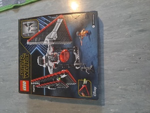 lego 75272