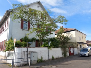 Dachgeschoss Wohnung zu vermieten