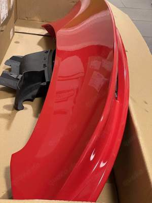 Porsche GT 3 Haupt Heckspoiler Spoiler ind. Rot  defekt  NP 6300