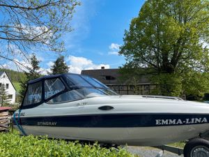 Sportboot Stingray 200CS mit Trailer