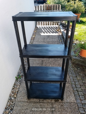  4 Kunstoffregale für Keller -Garage-Garten  Stück 10.-Euro  4 Stück 30.- Euro