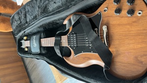 Gibson SG leicht bäschedigt