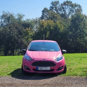 Ford fiesta pink tüv neu