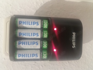 Philips - Akku-Ladegerät für 4 AA- & Wiederaufladbare Batterien AA - 4 Stück - 1300 mAh 