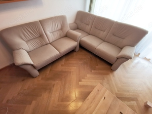 2-Sitzer und 3-Sitzer Couch günstig abzugeben